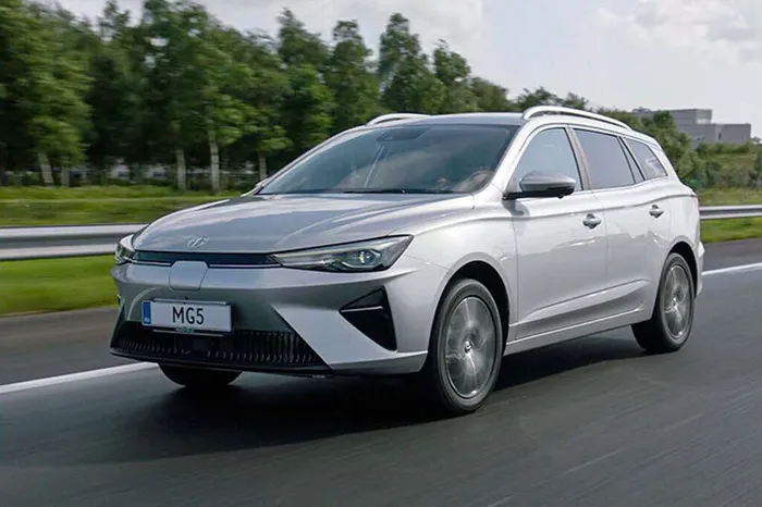 Véhicule MG MG5